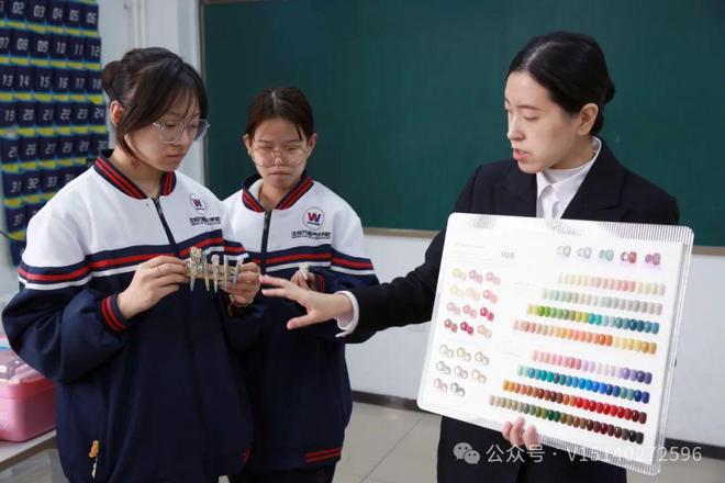 生必看！四大宝藏专业毕业即逆袭pg电子免费模拟器初中毕业女(图6)